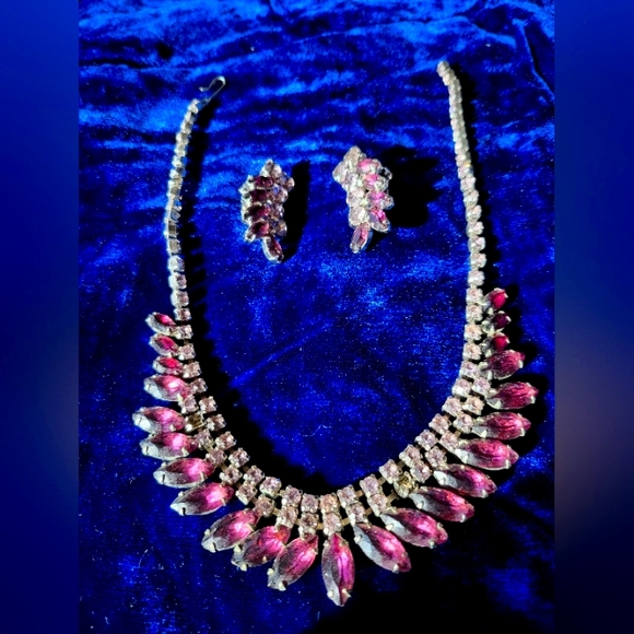 Necklace and earrings